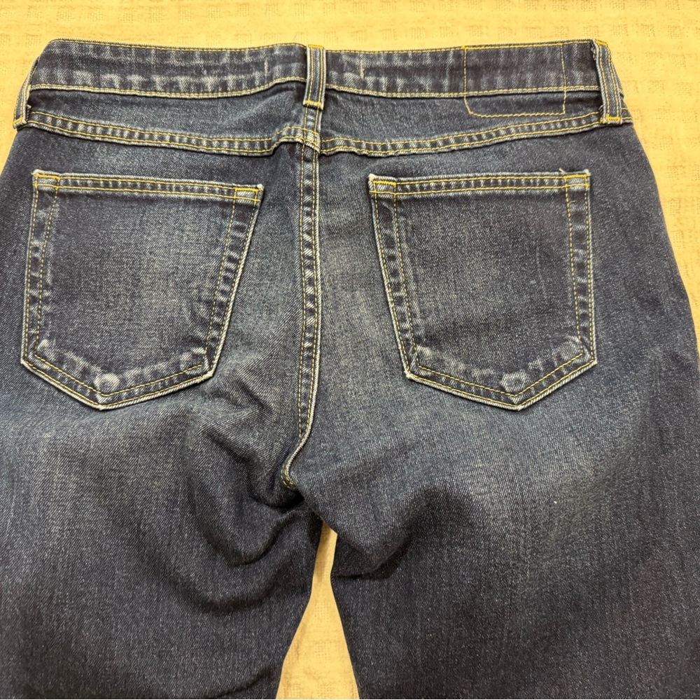 NWOT AMO Twist True Blue Designer Cropped Jeans, Size 29 - Picture 12 of 12